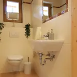 Kraabichl Sunshine Apartamento *